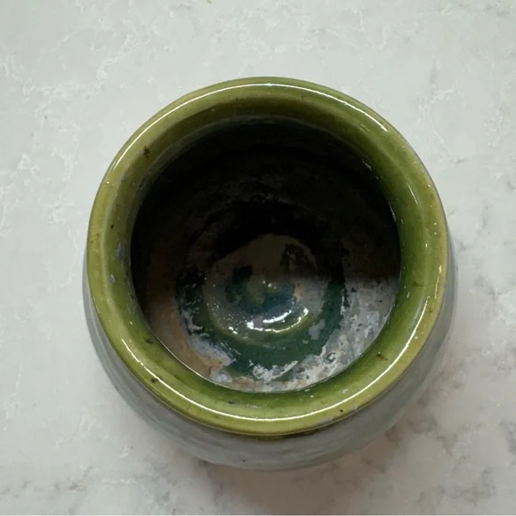 Green Ceramic Vase - Picture 9 of 11